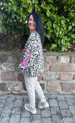 Lade das Bild in den Galerie-Viewer, Oversize Sweatshirt Are you?
