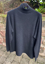 Lade das Bild in den Galerie-Viewer, Pullover Stehkragen
