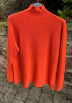 Lade das Bild in den Galerie-Viewer, Pullover Stehkragen
