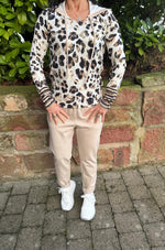 Lade das Bild in den Galerie-Viewer, Joggpants "Basic" in vielen Farben
