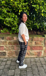 Lade das Bild in den Galerie-Viewer, Hose Karo
