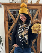 Lade das Bild in den Galerie-Viewer, Strickjacke uni kurz
