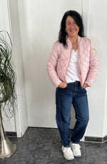 Lade das Bild in den Galerie-Viewer, Steppjacke "Luxury"
