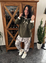 Lade das Bild in den Galerie-Viewer, Hoodie C´est la vie
