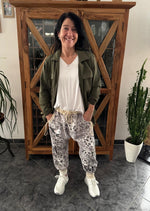 Lade das Bild in den Galerie-Viewer, Joggpants Snoopy baggy
