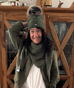 Lade das Bild in den Galerie-Viewer, Bommel Mützen
