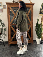 Lade das Bild in den Galerie-Viewer, Sweatshirt Jacke "Emily" khaki
