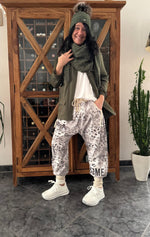 Lade das Bild in den Galerie-Viewer, Bommel Mützen
