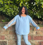 Lade das Bild in den Galerie-Viewer, Sweatshirt mit Streifeneinsatz am Arm
