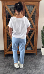 Lade das Bild in den Galerie-Viewer, T-Shirt "Hello Mops"
