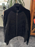 Lade das Bild in den Galerie-Viewer, Jacke "Strickstepp"
