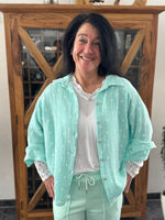 Lade das Bild in den Galerie-Viewer, Musselin Bluse "Herz"
