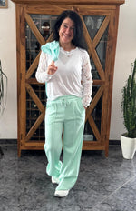 Lade das Bild in den Galerie-Viewer, Basic Shirt mit Spitzenärmel
