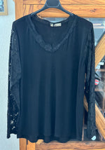 Lade das Bild in den Galerie-Viewer, Basic Shirt mit Spitzenärmel
