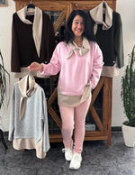 Lade das Bild in den Galerie-Viewer, Sweatshirt mit Schal Details
