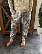 Lade das Bild in den Galerie-Viewer, Joggpants Snoopy baggy
