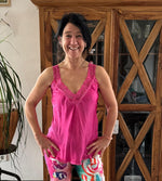 Lade das Bild in den Galerie-Viewer, Top "Scarlett" One Size verschiedene Farben
