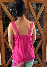 Lade das Bild in den Galerie-Viewer, Top "Scarlett" One Size verschiedene Farben
