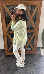 Lade das Bild in den Galerie-Viewer, Langarmshirt Skull Rock
