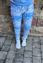 Lade das Bild in den Galerie-Viewer, Jogger Leo in 5 Farben
