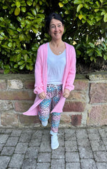 Lade das Bild in den Galerie-Viewer, Strickjacke "Smile"
