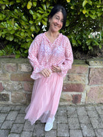 Lade das Bild in den Galerie-Viewer, Bluse mit Punkten
