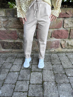 Lade das Bild in den Galerie-Viewer, Joggpants "Basic" in vielen Farben
