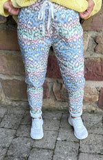 Lade das Bild in den Galerie-Viewer, Jogger Leo in 5 Farben
