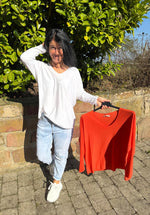 Lade das Bild in den Galerie-Viewer, Langarmshirt " Naomi"
