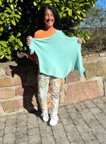 Lade das Bild in den Galerie-Viewer, Pullover Halbarm mit Rüsche
