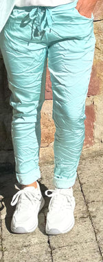 Lade das Bild in den Galerie-Viewer, Jogger Glanz mint
