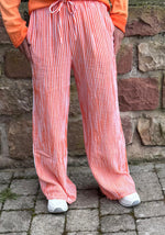 Lade das Bild in den Galerie-Viewer, Marlene Hose im Streifenlook
