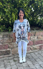 Lade das Bild in den Galerie-Viewer, Feinstrickpullover Mickey
