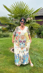 Lade das Bild in den Galerie-Viewer, Maxi Kleid Fun Leo &amp; Skull
