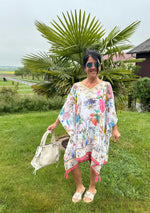 Lade das Bild in den Galerie-Viewer, Tunika Boho Bommel
