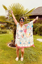 Lade das Bild in den Galerie-Viewer, Tunika Boho Bommel

