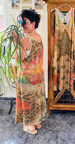 Lade das Bild in den Galerie-Viewer, Kleid Lang Stern
