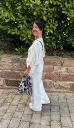 Lade das Bild in den Galerie-Viewer, Cozy 2 Teiler mit Biese
