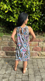 Lade das Bild in den Galerie-Viewer, Neckholder Kleid Phantasie Muster bunt
