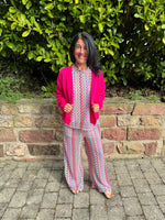 Lade das Bild in den Galerie-Viewer, Strickjacke uni kurz
