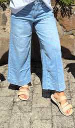 Lade das Bild in den Galerie-Viewer, Jeans Wide Leg Summer
