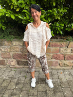 Lade das Bild in den Galerie-Viewer, Leinen Tunika / Bluse mit Cut Out

