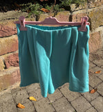 Lade das Bild in den Galerie-Viewer, Shorts uni in 5 Farben
