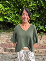 Lade das Bild in den Galerie-Viewer, Pullover V- Halbarm
