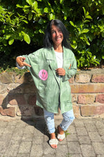 Lade das Bild in den Galerie-Viewer, Oversize Jacke Lindgrün
