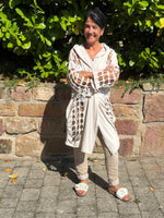 Lade das Bild in den Galerie-Viewer, Jacke Skull &amp; Cut Out
