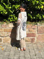 Lade das Bild in den Galerie-Viewer, Jacke Skull &amp; Cut Out

