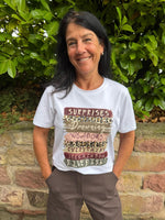 Lade das Bild in den Galerie-Viewer, T-Shirt Surprises

