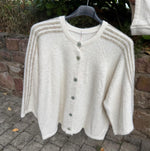 Lade das Bild in den Galerie-Viewer, Strickjacke mit Streifendetail
