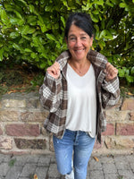 Lade das Bild in den Galerie-Viewer, Blousonjacke Karo
